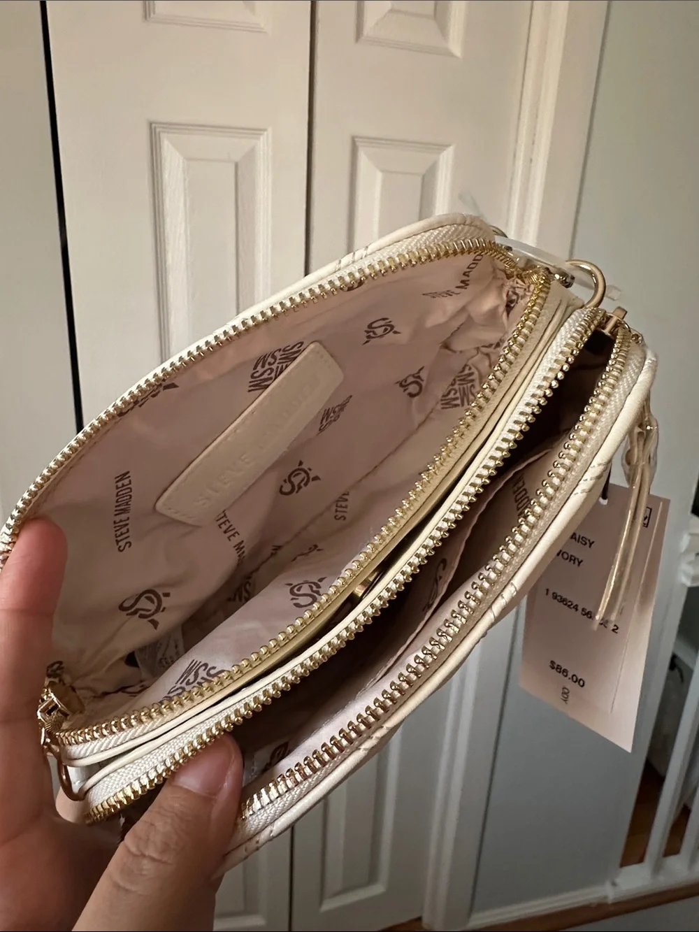 Steve Madden Ivory Quilted Crossbody with Gold Chain - Picture 8 of 12